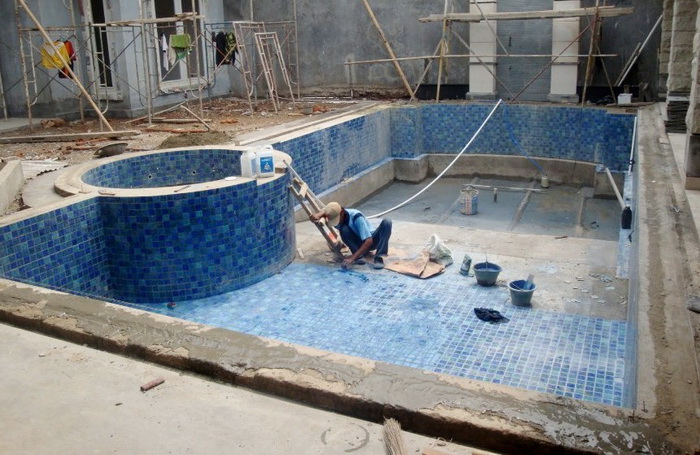 proses membuat kolam