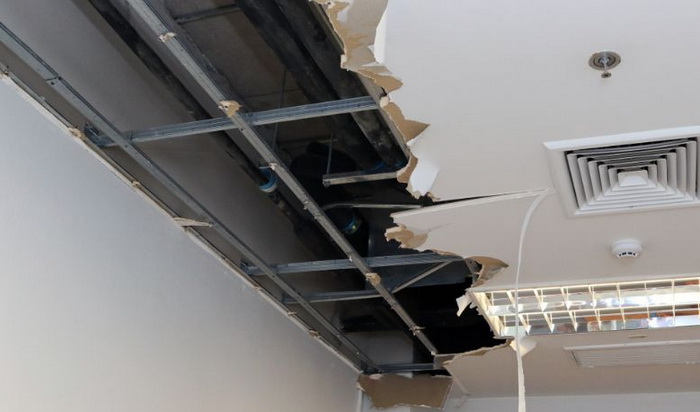 penyebab Plafon gypsum bisa roboh